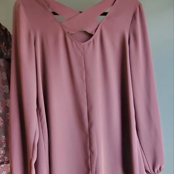 Blouse bundle - Picture 6 of 7